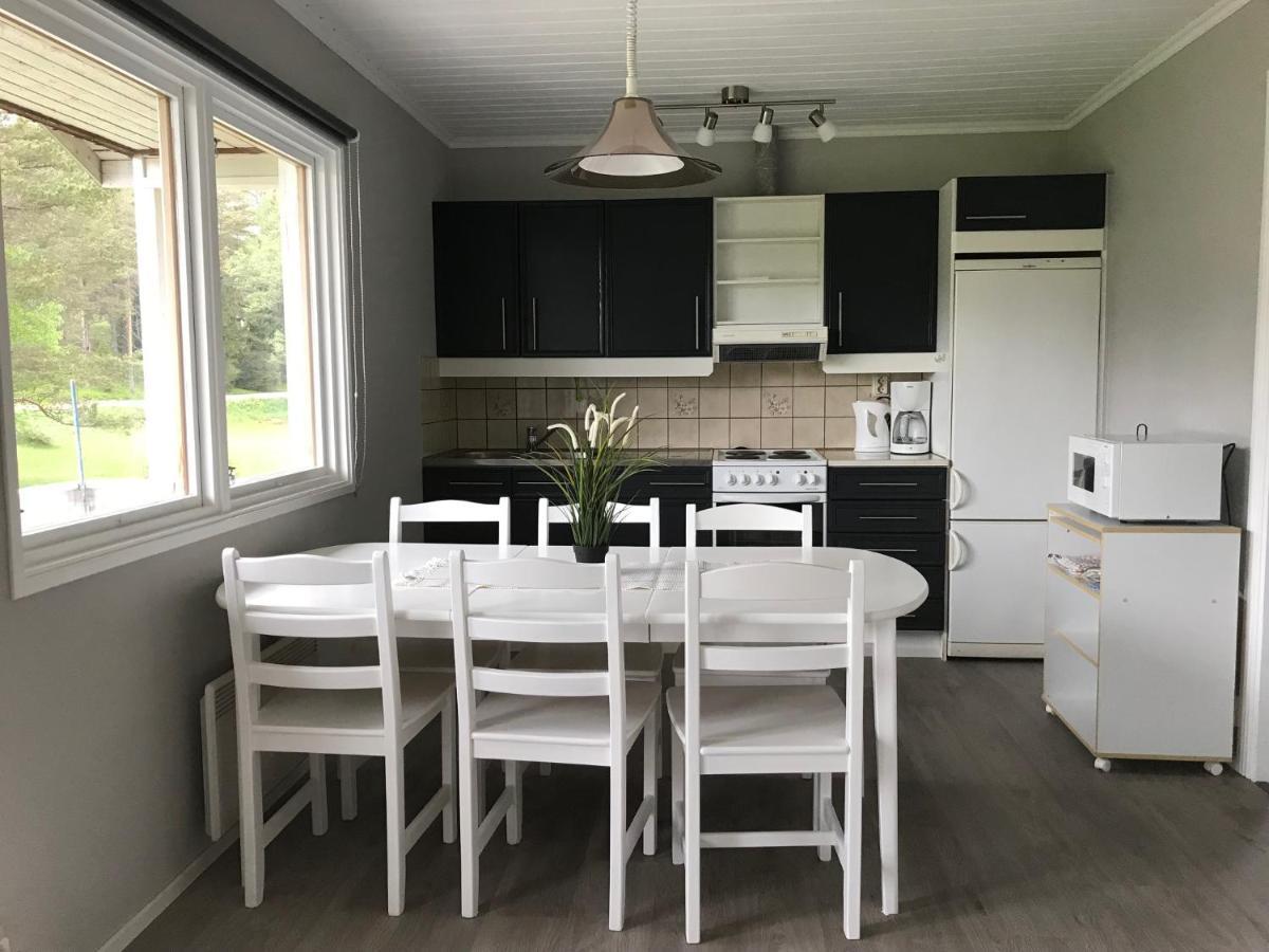 Bed and Breakfast Kastelholms Gaesthem Sund Exterior foto